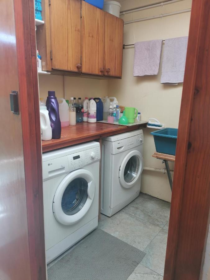 דירות סטלנבוש Eikepark Self Catering מראה חיצוני תמונה