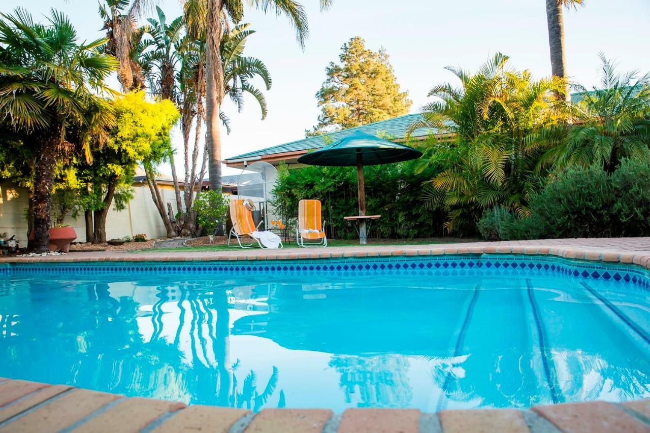 דירות סטלנבוש Eikepark Self Catering מראה חיצוני תמונה